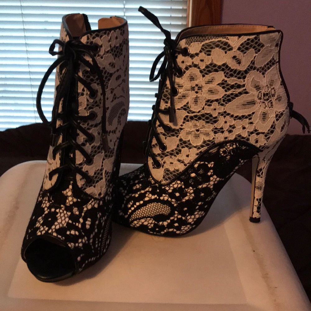 Size 6, never worn